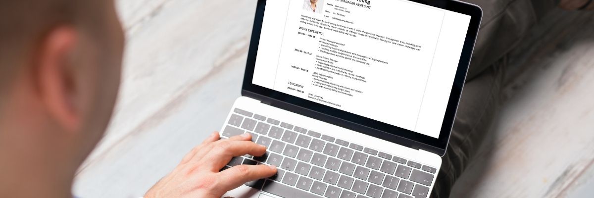 How to Get Your Tech CV Past AI Filters and Into Human Hands 